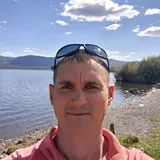 user-avatar