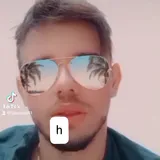 user-avatar