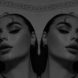 user-avatar